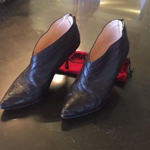 Christian Louboutin Ankle shoe Bootie 👠